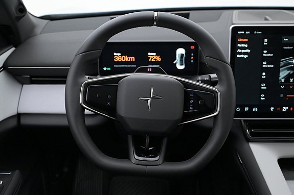 Polestar 4 7 of 27