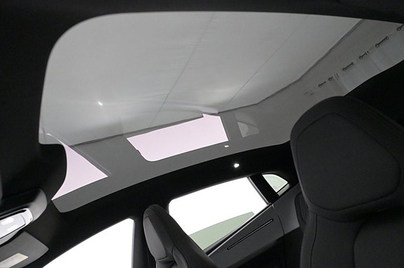 Polestar 4 24 of 27