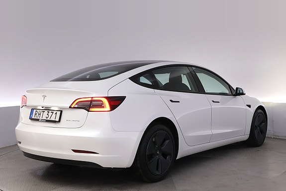 Tesla Model 3 5 of 27