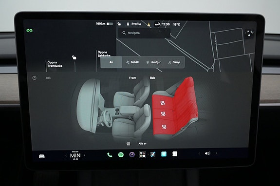 Tesla Model Y 20 of 27
