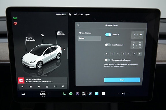 Tesla Model Y 16 of 27
