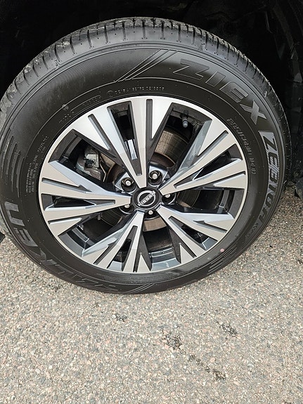 Nissan X-Trail 7 of 30