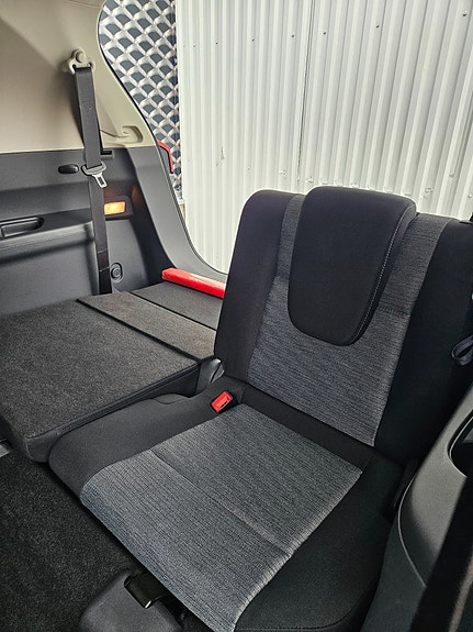 Nissan X-Trail 30 of 30