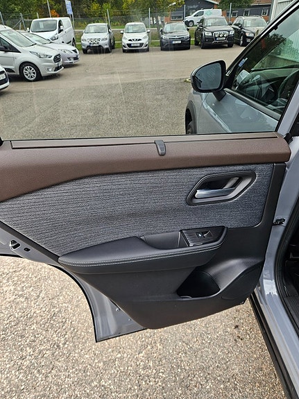Nissan X-Trail 21 of 30