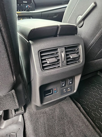 Nissan X-Trail 23 of 30
