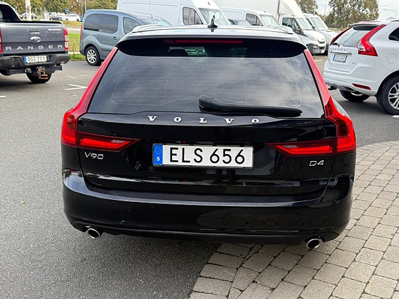 Volvo V90 5 of 16