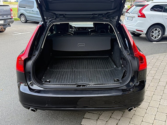Volvo V90 6 of 16