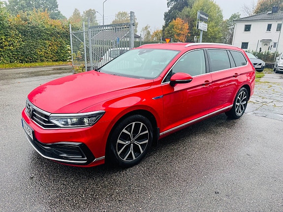 Volkswagen Passat 9 of 26