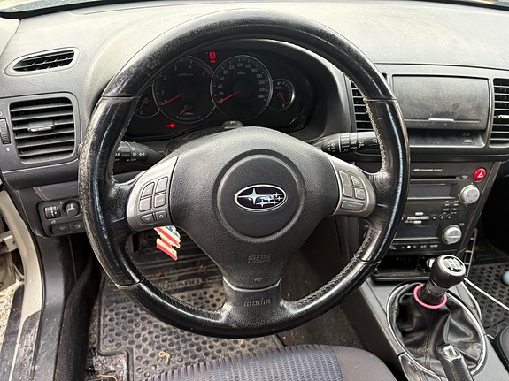 Subaru Outback 7 of 9