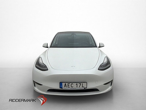 Tesla Model Y 3 of 30