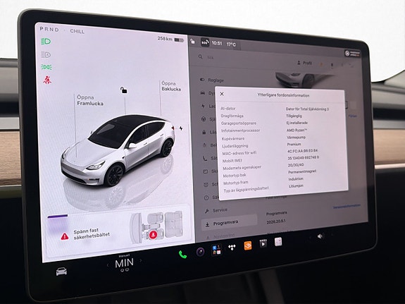 Tesla Model Y 20 of 30