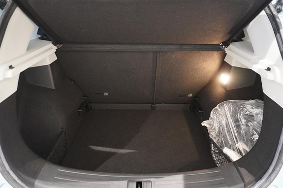 MG ZS 12 of 13