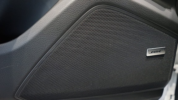 Porsche Cayenne 7 of 7