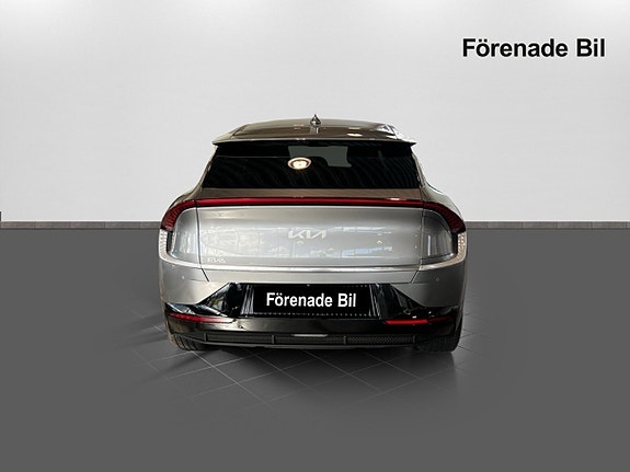 Kia EV6 6 of 14