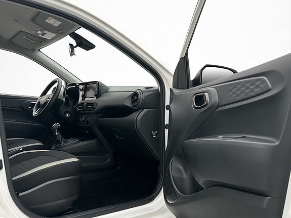 Hyundai i10 23 of 29