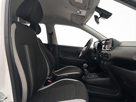 Hyundai i10 22 of 29