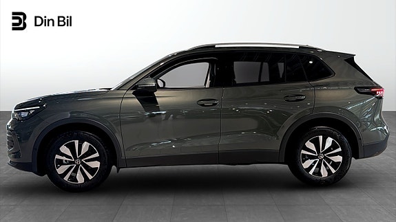 Volkswagen Tiguan 2 of 13