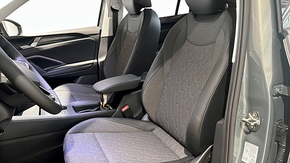 Volkswagen Tiguan 8 of 13
