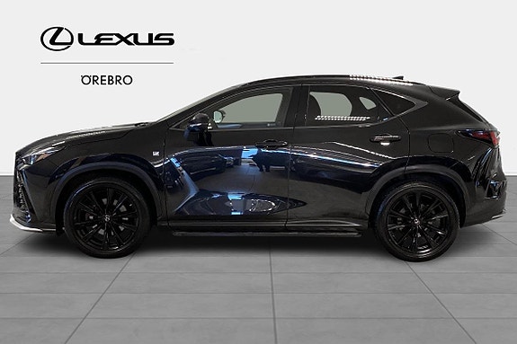 Lexus NX450h+ 2 of 10