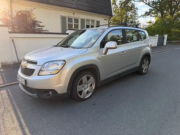 Chevrolet Orlando 2 of 5