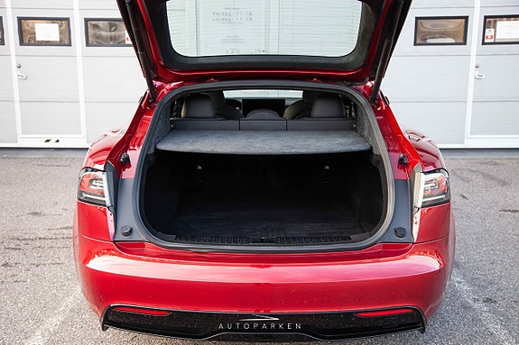 Tesla Model S 6 of 20