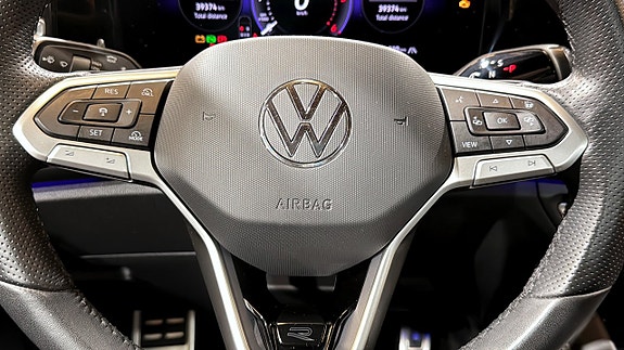 Volkswagen Tiguan 18 of 23