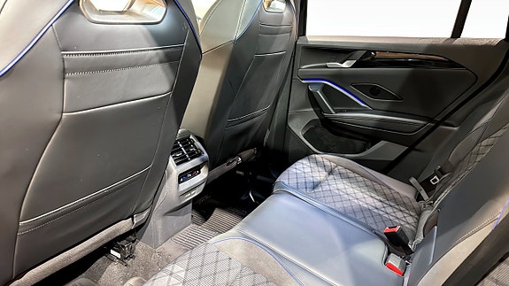 Volkswagen Tiguan 12 of 23