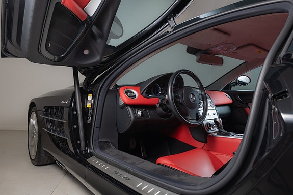 Mercedes-Benz SLR McLaren 8 of 20
