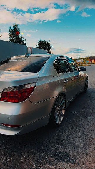 BMW 530i 5 of 5