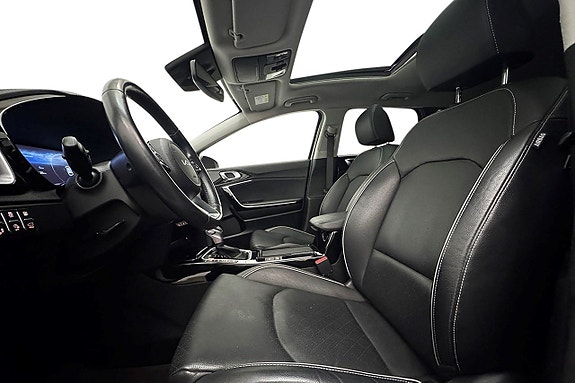 Kia Ceed 12 of 30