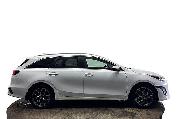 Kia Ceed 5 of 30