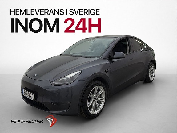 Tesla Model Y 4 of 30