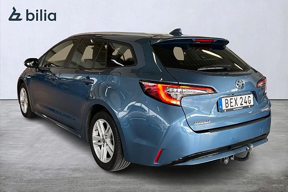 Toyota Corolla 3 of 21