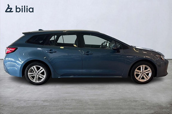 Toyota Corolla 17 of 21