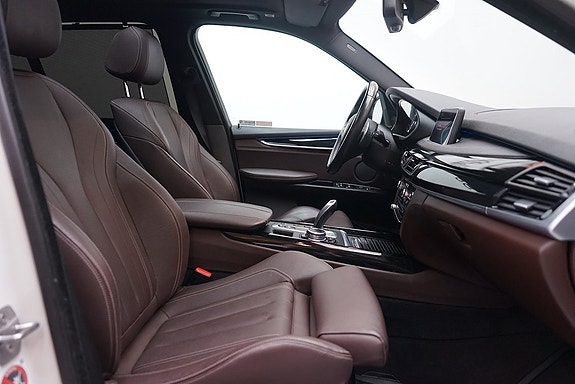 BMW X5 6 of 11