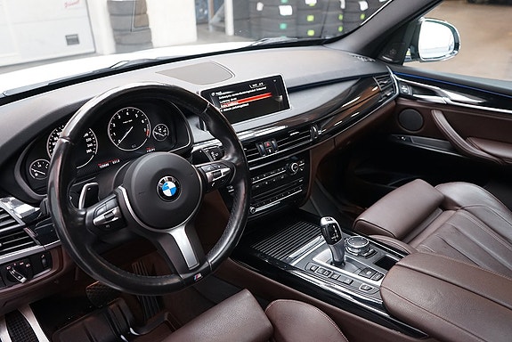 BMW X5 9 of 11