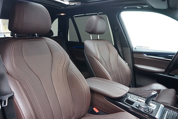 BMW X5 11 of 11