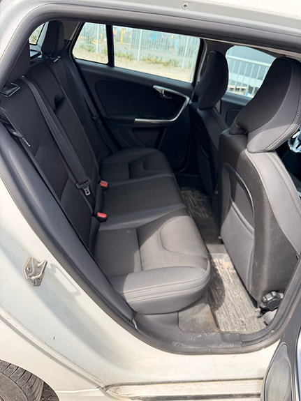 Volvo V60 9 of 9