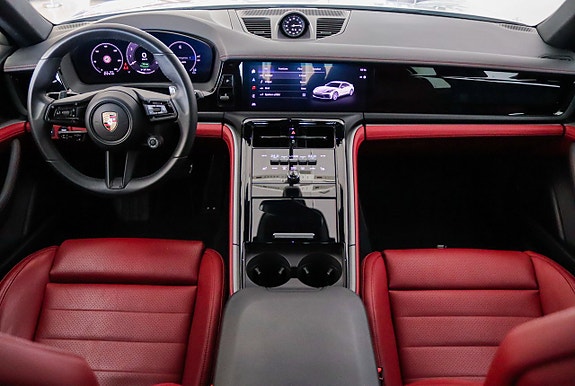 Porsche Panamera 4S 9 of 30