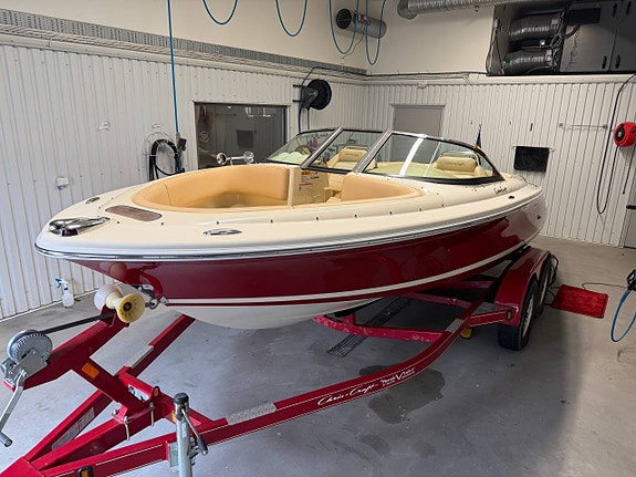 Chris Craft Launch  20 -11 5 of 12