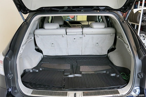 Lexus RX450h 17 of 20