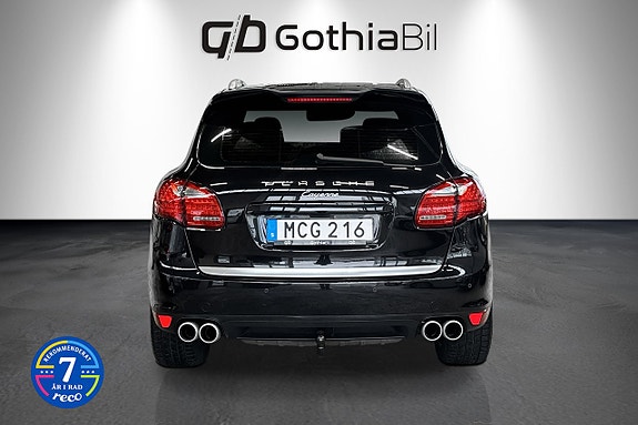 Porsche Cayenne 6 of 20