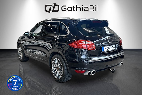 Porsche Cayenne 7 of 20