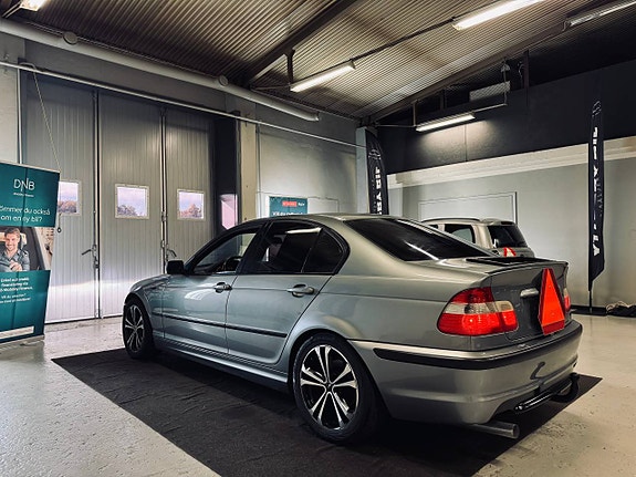 BMW 320 5 of 10