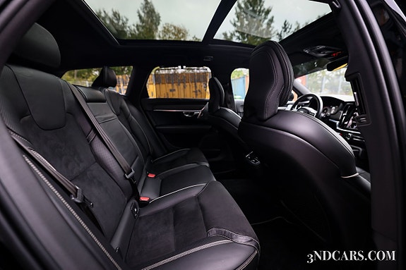 Volvo V90 15 of 19