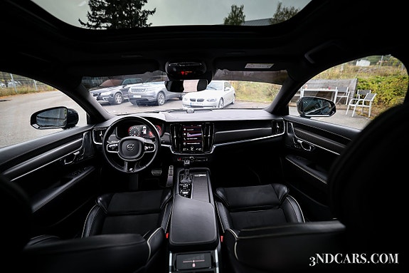 Volvo V90 13 of 19