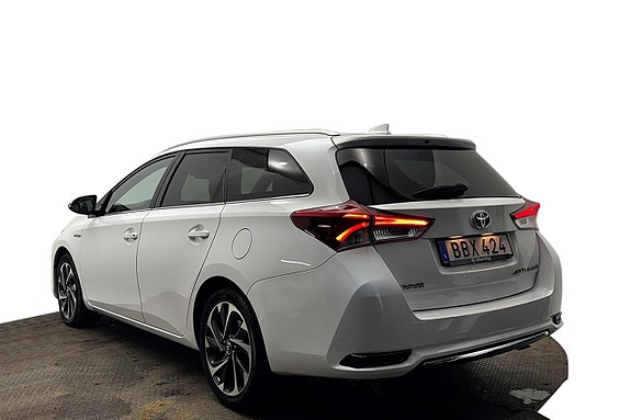 Toyota Auris 9 of 29