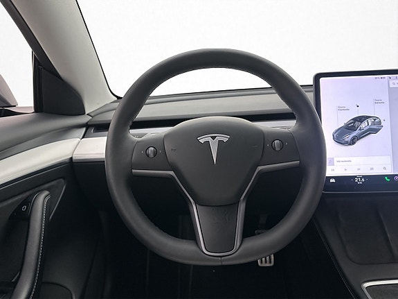 Tesla Model 3 17 of 30