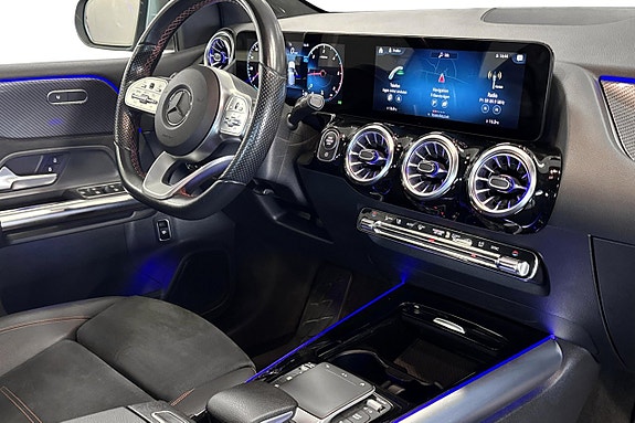 Mercedes-Benz B200 d 14 of 29