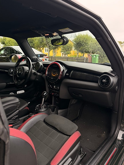 MINI John Cooper Works 12 of 14